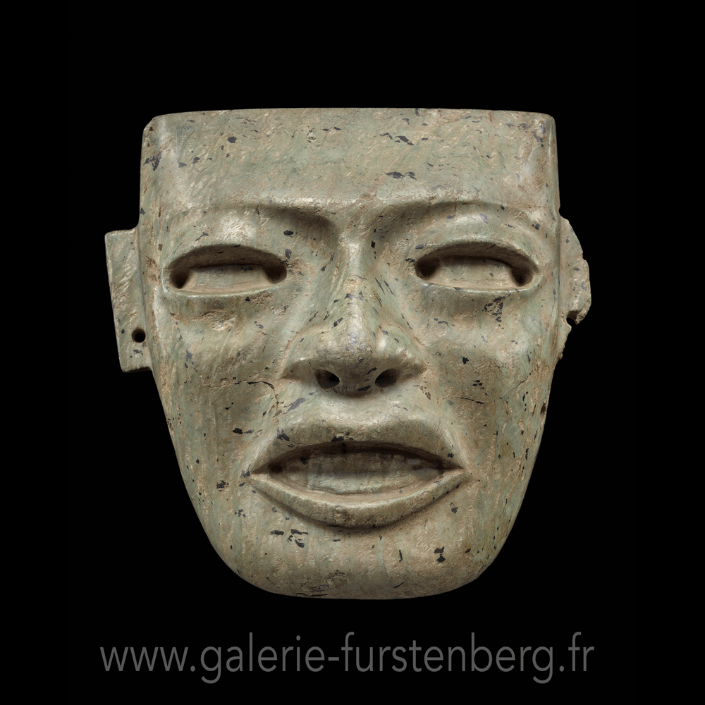 Masque Teotihuacan en pierre