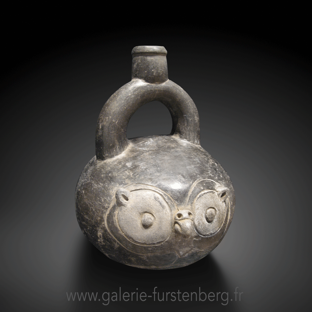 Vase Chavin d'une chouette